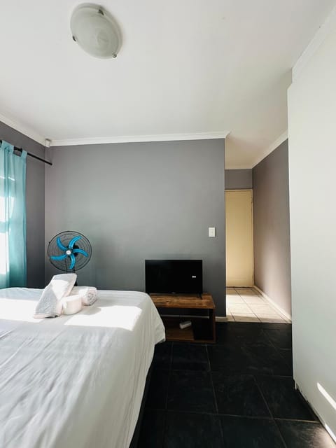 Zoe & Saint Vacation rental in Cape Town