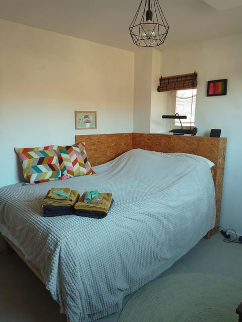 Bed, Photo of the whole room