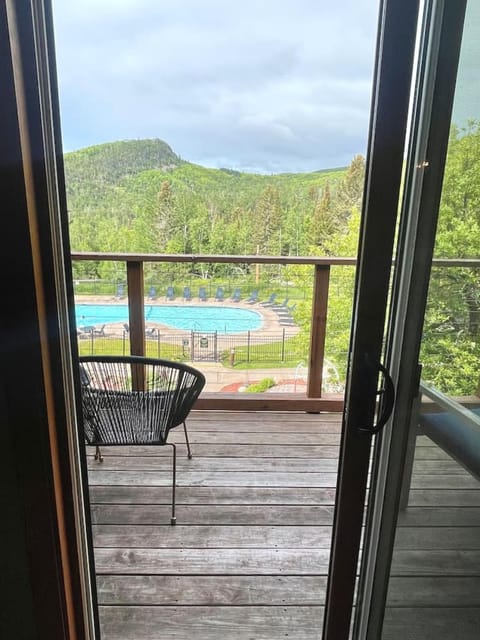 Ski in Ski out 1 Bed plus Loft BEST VIEWS IN LUTSEN House in Lutsen