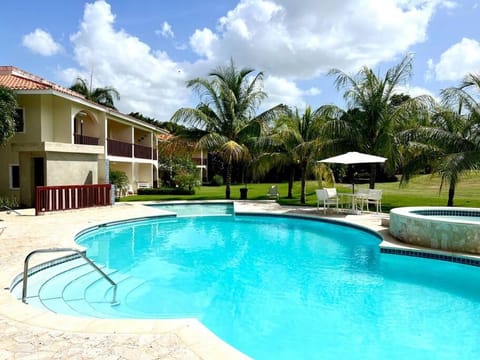 Pool view, Public Bath