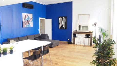 TV and multimedia, Living room, Dining area