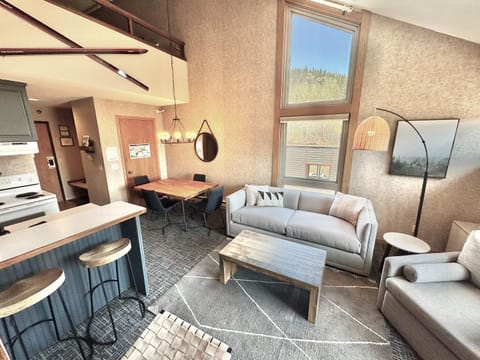 Ski in Ski out Top Floor Condo with Pools, Hot tub and more House in Lutsen