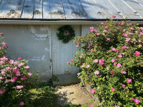 The Bears Den at La Soledad Farm Stay in Harpers Ferry