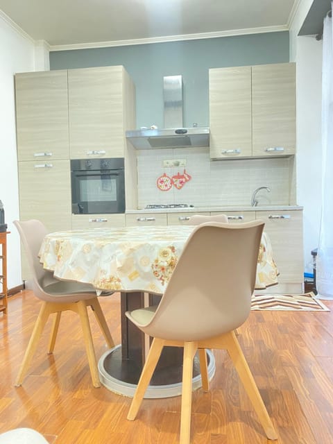 Casa Linda Apartment in Ostia