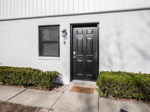 The Schumacher Abode Apartment in German Village