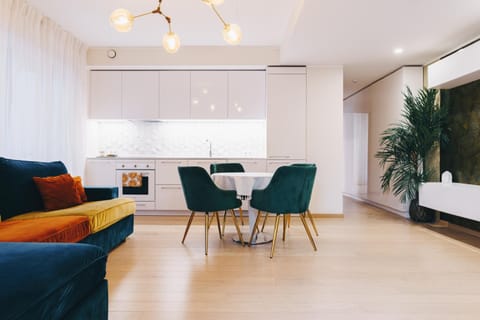 Kitchen or kitchenette, Living room, Dining area