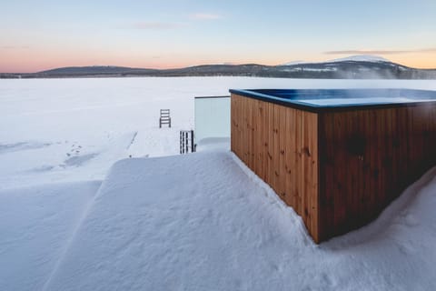 Stay North - Joiku - Kero House in Norrbotten County, Sweden
