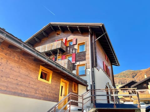 Property building, Natural landscape, Mountain view