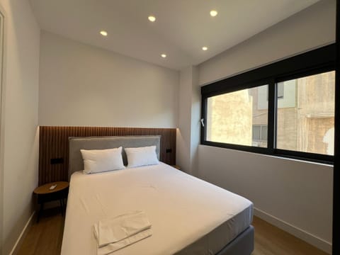 BlueMotion - CruiseNest Complex Apartment in Pireas