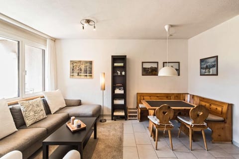 View (from property/room), Living room, Food, children, Family