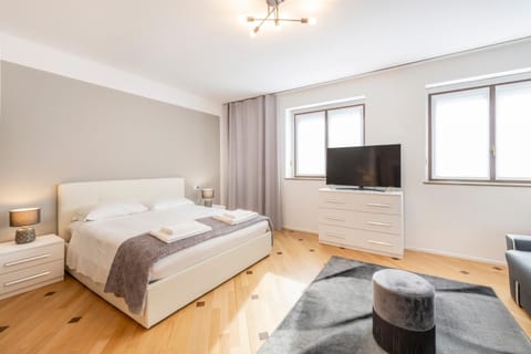 Milan Royal Suites - Centro Duomo Apartment in Milan