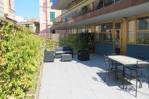 Patio, Balcony/Terrace