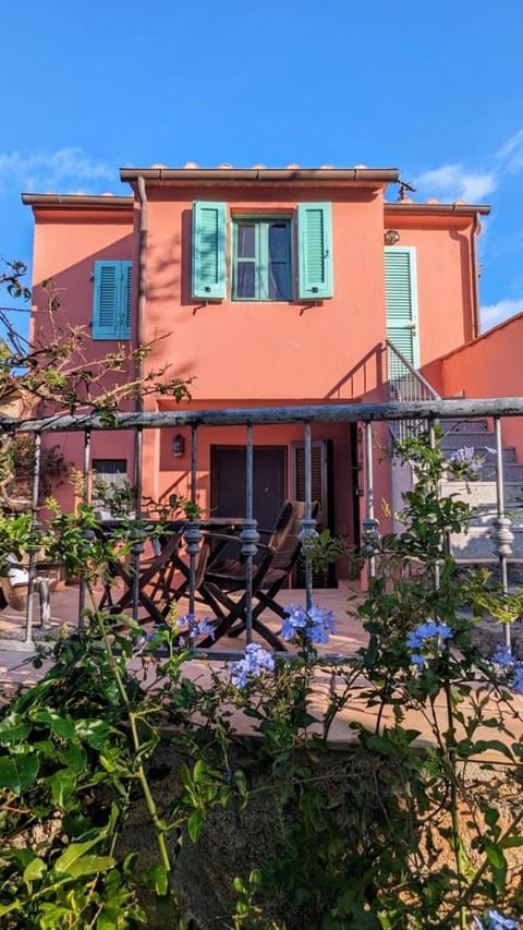 Property building, Garden, Garden view