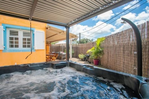 Day, Hot Tub, Hot Tub, Balcony/Terrace