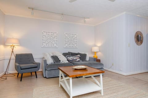 Williams Upper Unit by Bryant Real Estate House in Wrightsville Beach