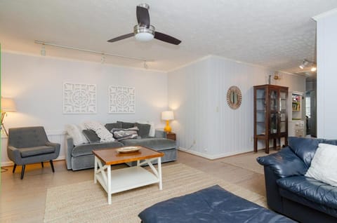 Williams Upper Unit by Bryant Real Estate House in Wrightsville Beach