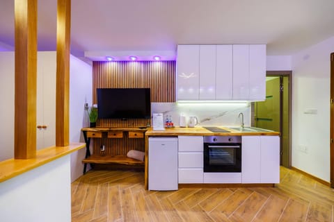 TV and multimedia, kitchen