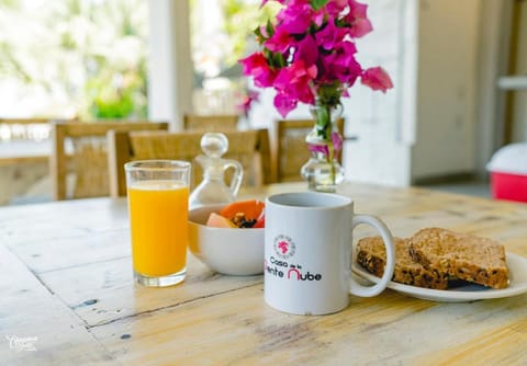 Casa de la Gente Nube Bed and Breakfast in Brisas de Zicatela