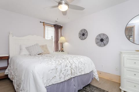 Williams Lower Unit by Bryant Real Estate House in Wrightsville Beach