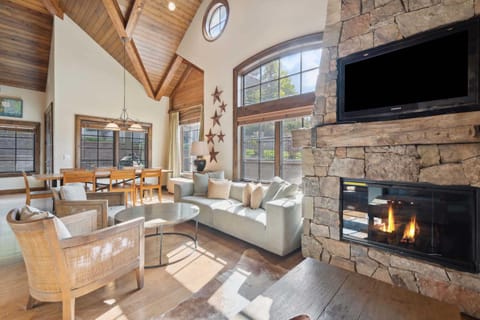 Woodrun Place 61 Apartment in Snowmass Village