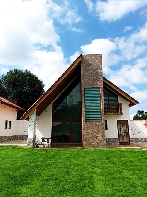 Hermosa Cabaña familiar en Huasca Chalet in Hidalgo, Mexico