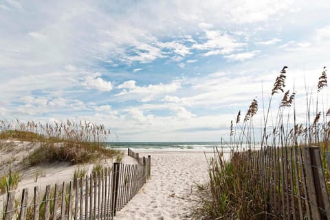 Sounds of Summer by Bryant Real Estate House in Wrightsville Beach