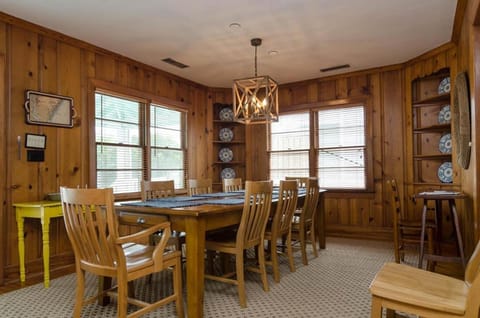 Lee by Bryant Real Estate House in Wrightsville Beach