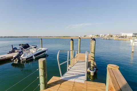 Hooks Cottage by Bryant Real Estate House in Wrightsville Beach