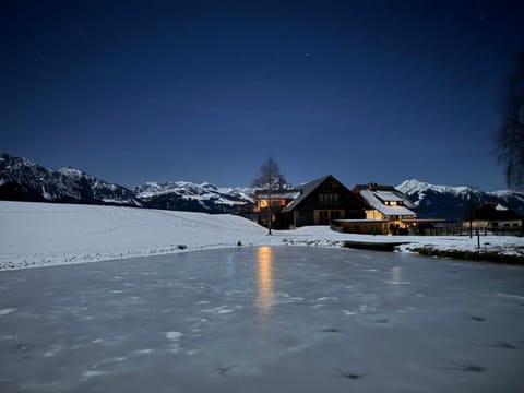 Winter, Area and facilities