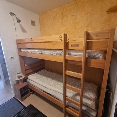 Résidence Porthos C2-4pers-Alpe d'Huez-Centre Station Apartment in L'Alpe d'Huez