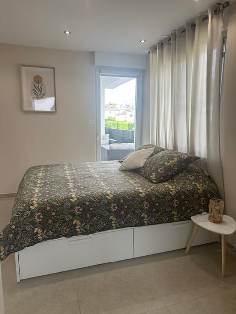 Charmant Studio avec terrasse et parking privé Apartment in Illkirch-Graffenstaden