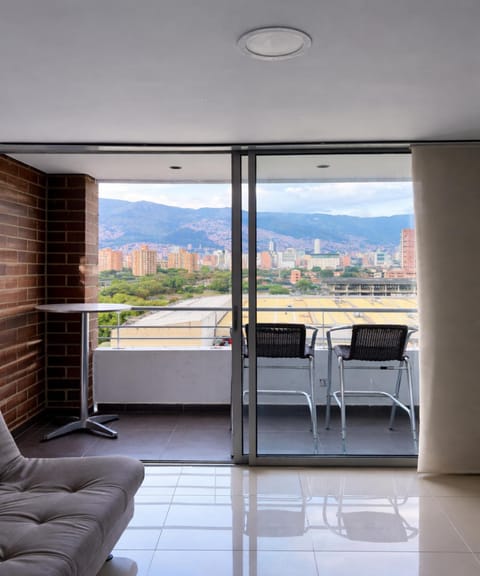 Balcony/Terrace, City view