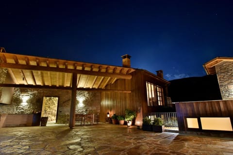 BBQ facilities, Garden, Balcony/Terrace