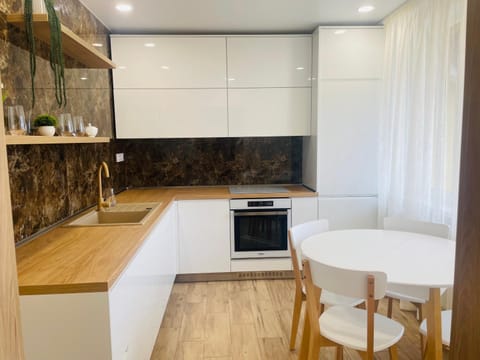 dishwasher, oven, stove