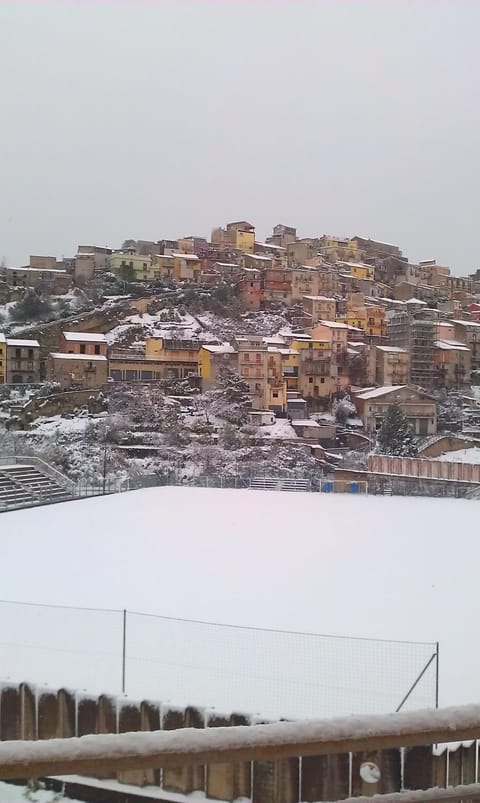 Natural landscape, Street view, Quiet street view