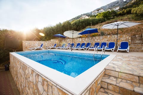 BBQ facilities, Garden, Hot Tub, Mountain view, Sea view, Open Air Bath