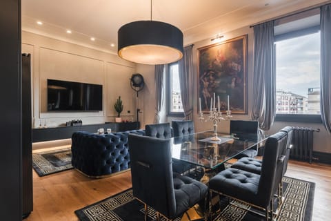 Communal lounge/ TV room