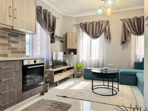 City Palm Retreat Apartment in İzmir Province