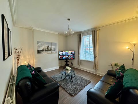 Tynemouth Haven, Luxurious three bed family home House in North Shields