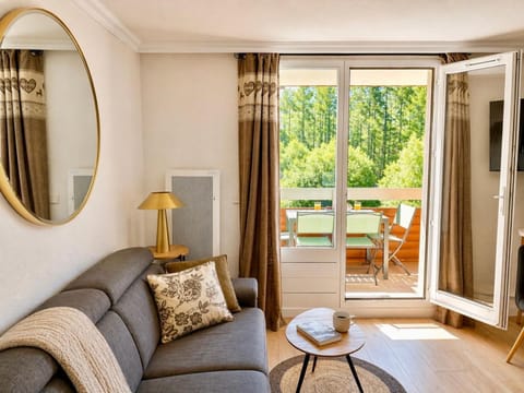 Garden, View (from property/room), Balcony/Terrace, Seating area, Garden view