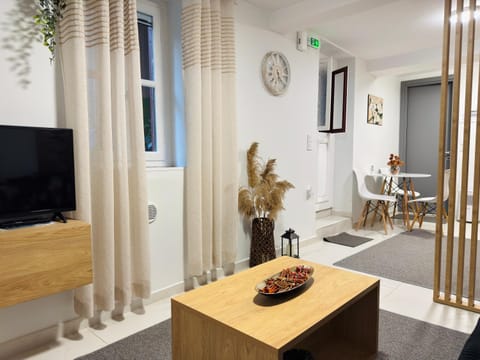 The Central Retreat 1 Apartment in İzmir Province