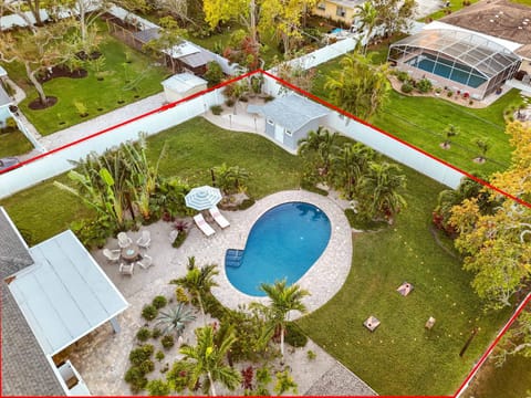 Pool view, Swimming pool