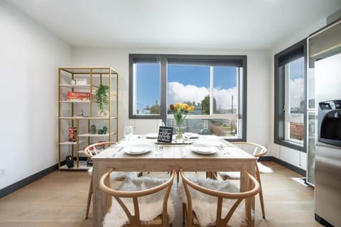 Queen Anne Modern Family Home Free Parking - SLU - Gym House in South Lake Union