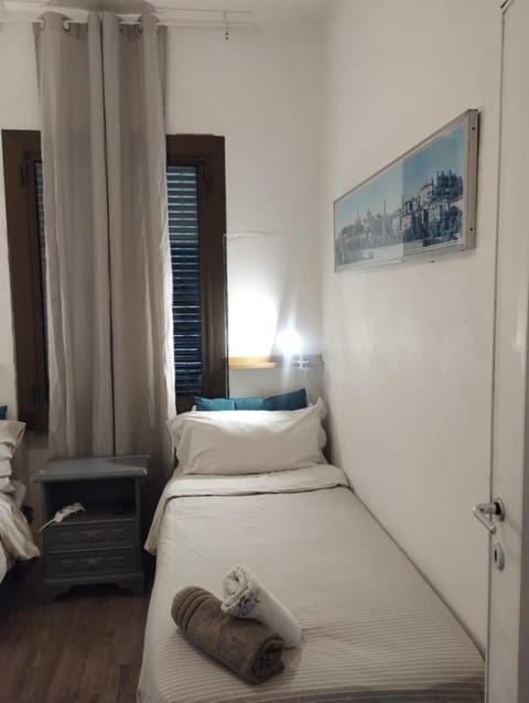 Holiday home with garden for 4 5 people Apartment in Bergamo