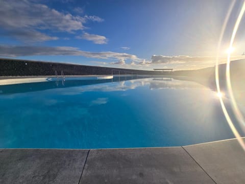Swimming pool, Sunrise