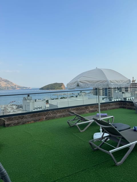 Penthouse Victoria Apartment in Budva