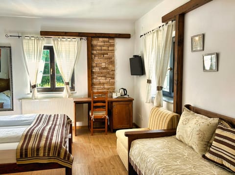 Bed, Bedroom, oven, air conditioner