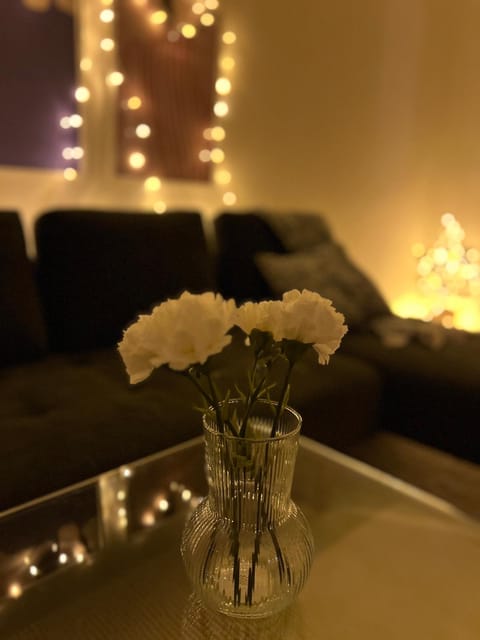 Living room, Seating area, Time of day