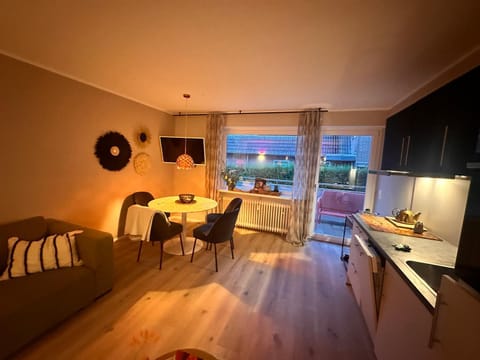 -Sweet Spot-Stylisch Strandnah Balkon PP Apartment in Timmendorfer Strand