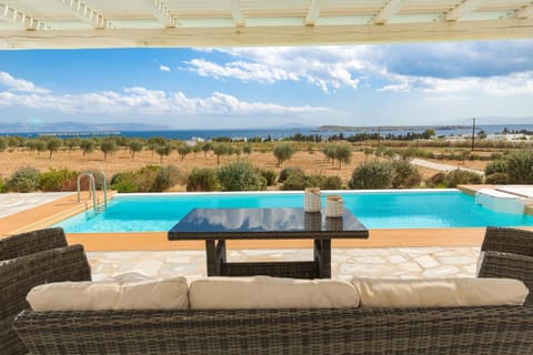 Sea view, Swimming pool